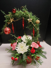 Grinch Tree Novelty All Around Arrangement