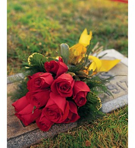 Half A Dozen Rose Touch Sympathy Arrangement