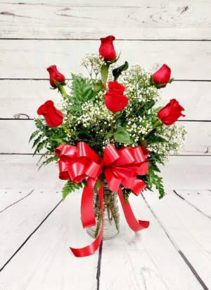 6 Red Roses In A Vase 