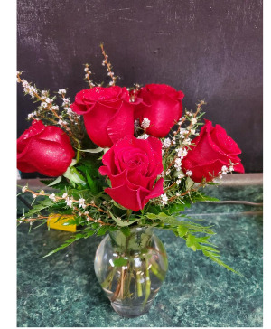 Half Dozen Red Roses Vase Arrangmement