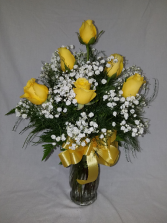 Half dozen yellow roses 