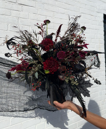 Halloween Arrangement  Designer's Choice in Glastonbury, CT | THE FLOWER DISTRICT