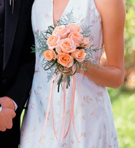 Hand-Tie Peach  Bridal Bouquet