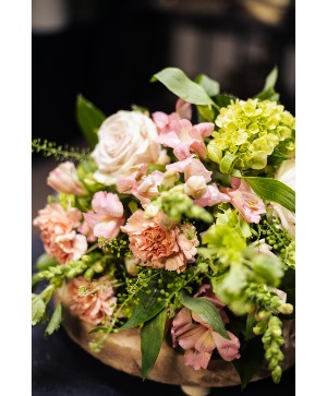 Hand-Tied Bouquet Soft colour palette 