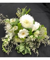 Hand tied bouquet/ white/ green/ neutral Hand tied bouquet 