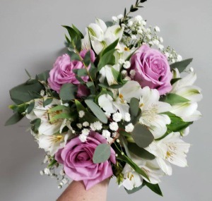 Handheld Bouquet White & Lavender