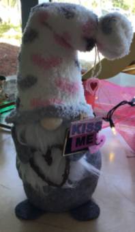 Handmade gnome Kiss me gnome