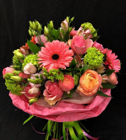 Happy Bouquet of Seasonal Flowers