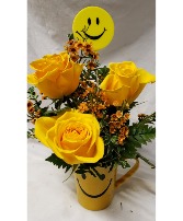 HAPPY FACE DELIGHT...happy face mug with 3   Yellow roses, happy face pic and seasonal filler 