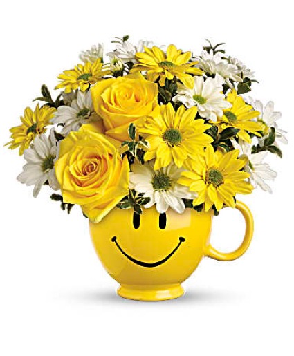 Happy face mug arrangement low profile ceramic smiley mug