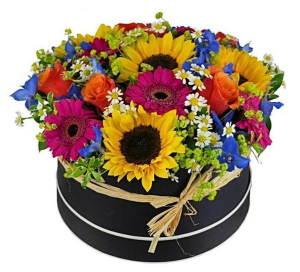 Happy Hat Box in Ozone Park, NY | Heavenly Florist Happy Hat Box in Ozone Park, NY | Heavenly Florist