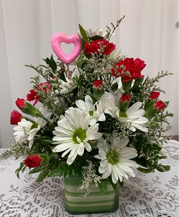 Happy Heart Bouquet All around bouquet in Berwick, LA | TOWN & COUNTRY FLORIST & GIFTS, INC.
