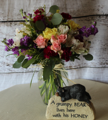 Happy  Its your day Mixed design in Stevensville, MT | WildWind Flowers