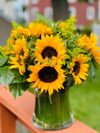 Sunflower Spendor Vase in Quincy, MA | Quincy Flowers