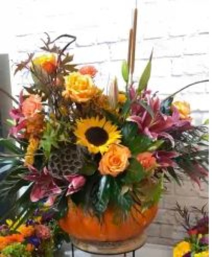 Harvest Extravaganza Holiday Centerpiece