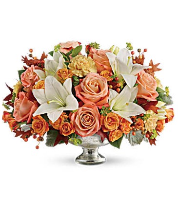 Harvest Shimmer Centerpiece Thanksgiving in Oakland Park, FL | Eva's Flowers & Gifts