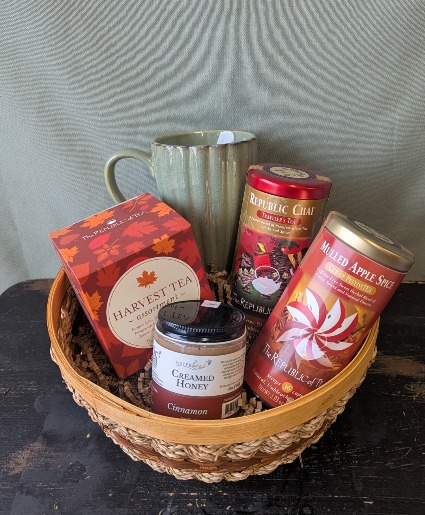 Spicy Harvest Tea Basket 