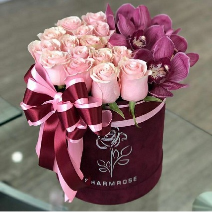Hatbox Roses and Orchids 