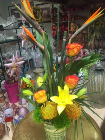 Hawaiian delight tropical Tropical arrangement flowers