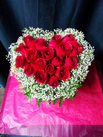 Heart and Soul - Premium Red Roses in Heart Shape