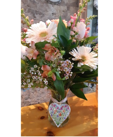 Heart Keepsake Arrangement Vase Arrangement in Cambridge, ON | KELLY GREENS FLOWERS & GIFT SHOP