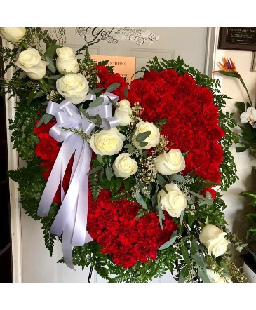 Heart Shape for Funeral Funeral in Highlands, TX | Alma's Flowers