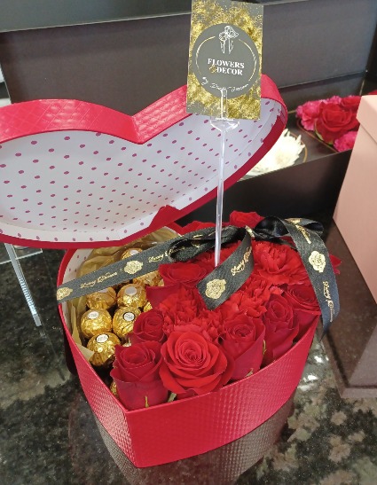 Heart Shape Valentine's Gift Flower box with fine chocolates