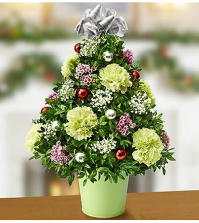 Heartfelt Holiday Tree Arrangement