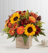 heartfelt radiance bounquet fall arrangement