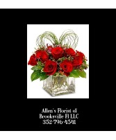 Heartfelt Rose Cube  Fresh cut flowers in a cube vase