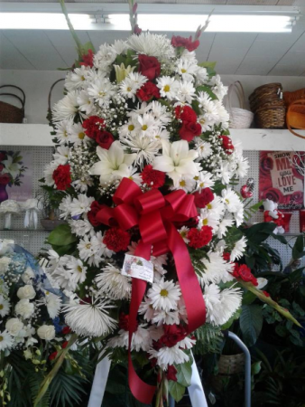 HEARTFELT SYMPATHY SPRAY RED & WHITE SPRAY