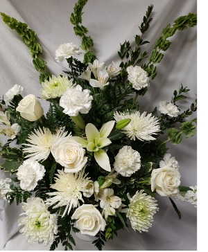 HEARTFELT TRIBUTE....ALL WHITE FLOWERS (Will only substitute if any of the flowers are out of stock)