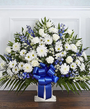 Heartfelt Tribute Blue & White Floor Basket Arran 