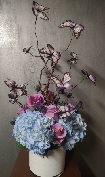 Hearts A Flutter - lavender and blue Fresh mix in Brunswick, GA | MYSTICAL GARDENS
