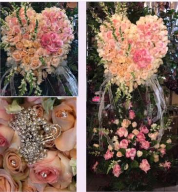 Heavenly Custom Heart   in Ozone Park, NY | Heavenly Florist