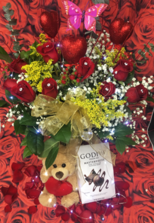 Wow Rose Arrangment  Roses  in Ozone Park, NY | Heavenly Florist