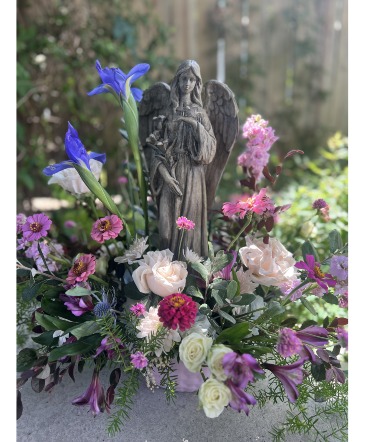 Heaven's Angel  in Eunice, LA | PETALS & POTS, LLC