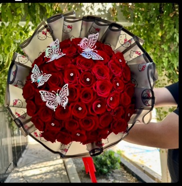 Hello Kitty Lux in Bakersfield, CA | Valley Blooms Florist Hello Kitty Lux in Bakersfield, CA | Valley Blooms Florist