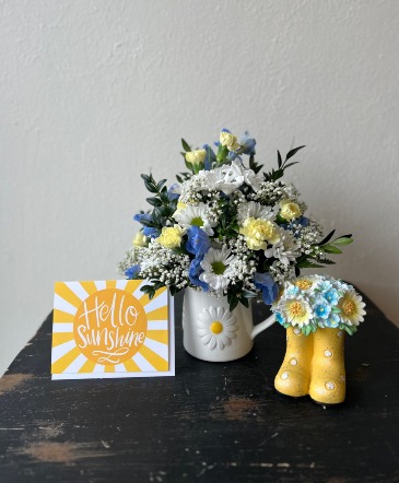 Hello Sunshine Gift Set in La Grande, OR | FITZGERALD FLOWERS