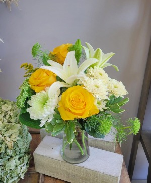 Hello Sunshine! Vase Arrangement