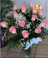 Hermosa roses vase arrangement  Any occasion 