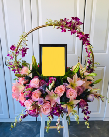 Eternal Urn elaborate  in Whittier, CA | Rosemantico Flowers