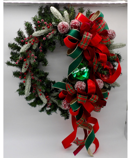 Highland Holiday Splendor Wreath