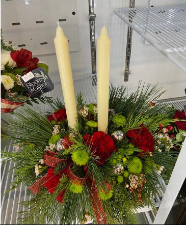 Holiday Candle Centerpiece  in Wayne, NE | Bloom & Grace