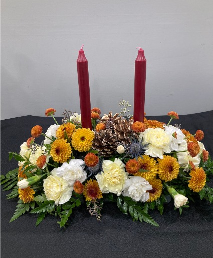 Holiday Centerpiece - Traditional Holiday