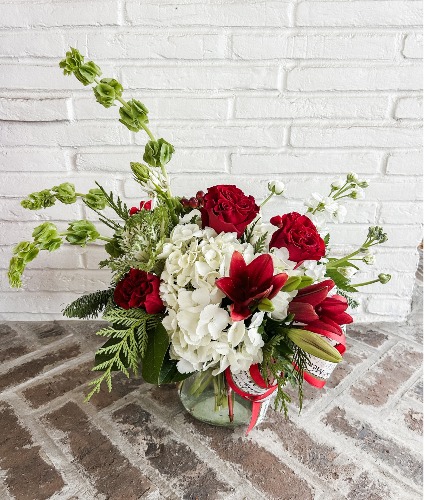 Holiday Cheer Bouquet Floral arrangement
