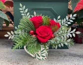 Holiday Cheers Fresh Arrangement