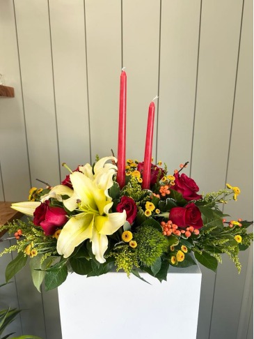 Holiday Classic Candle Centerpiece  in Frisco, TX | PATTI ANN'S FLOWERS