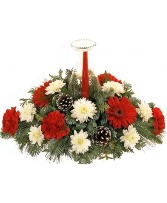 Holiday Classic Centerpiece