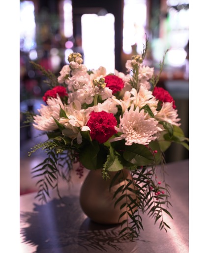 Holiday Delight  Floral Gift 